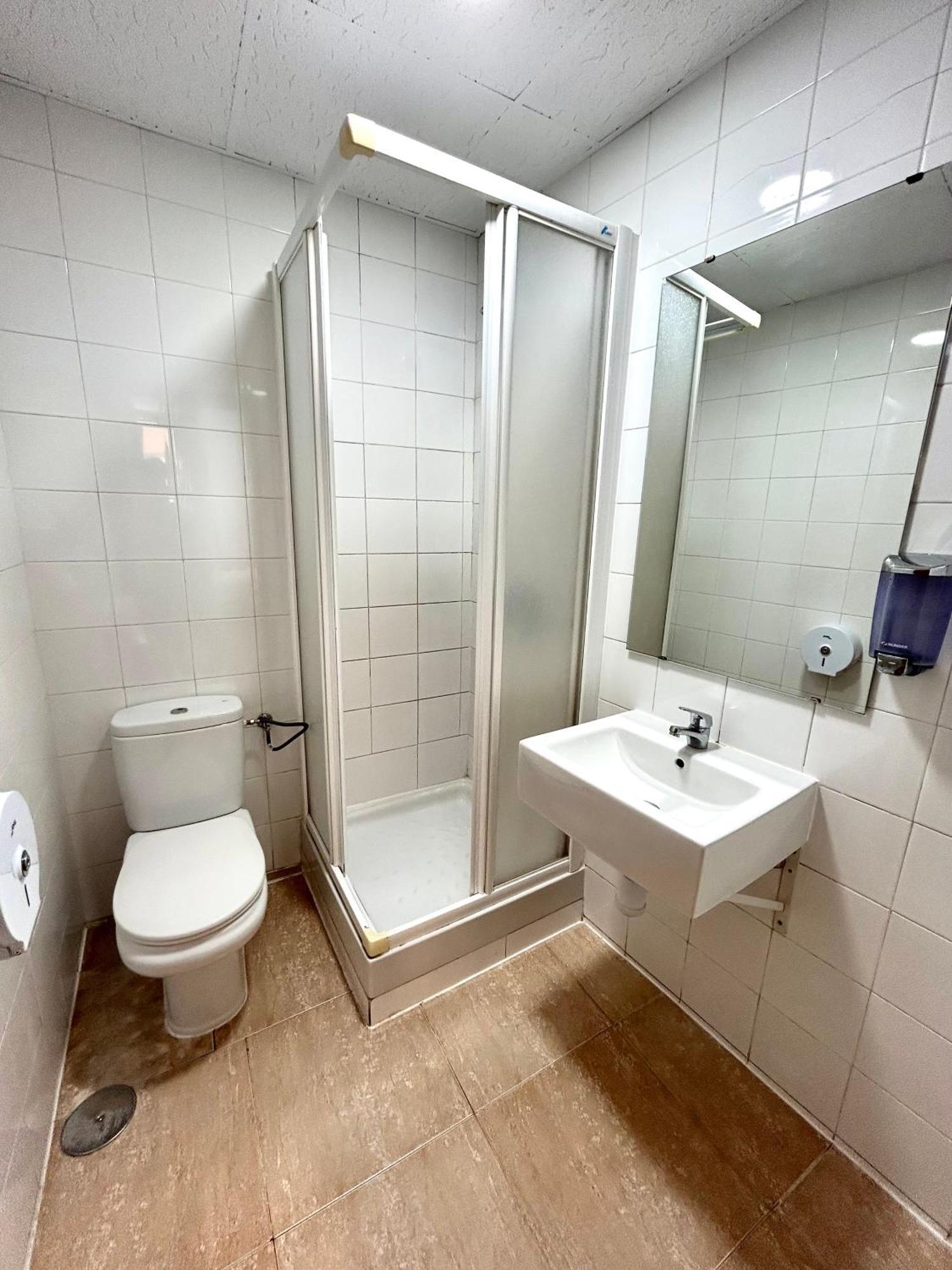 H21 Rooms Madrid Luaran gambar